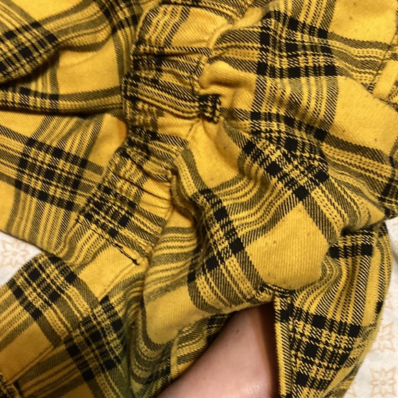 Yellow Plaid pants - Picture 4 of 4